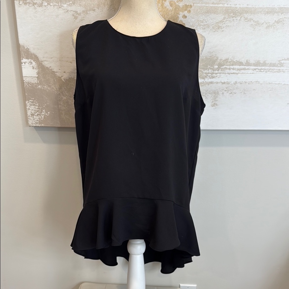 BAR III Elegant Black Sleeveless hi-low blouse